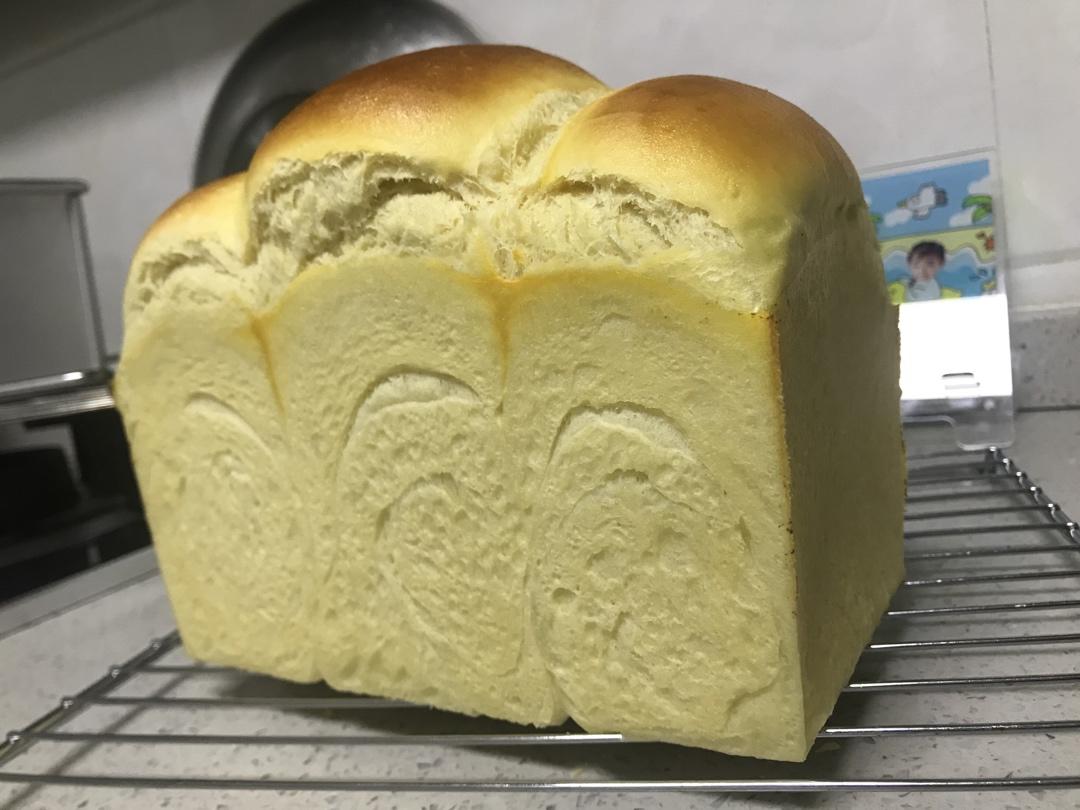 【小高姐】柔软牛奶吐司 奶香浓郁 无需机器 全手工操作