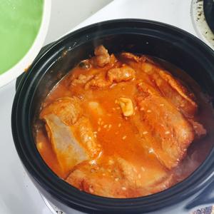 韩式排骨年糕锅的做法 步骤2