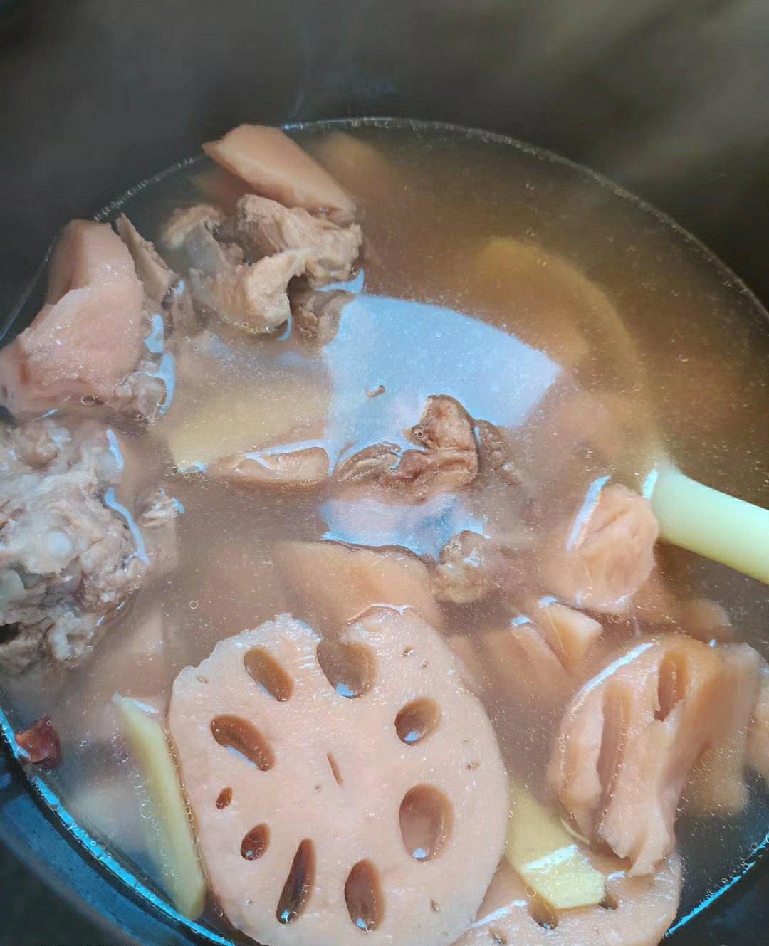 排骨莲藕汤