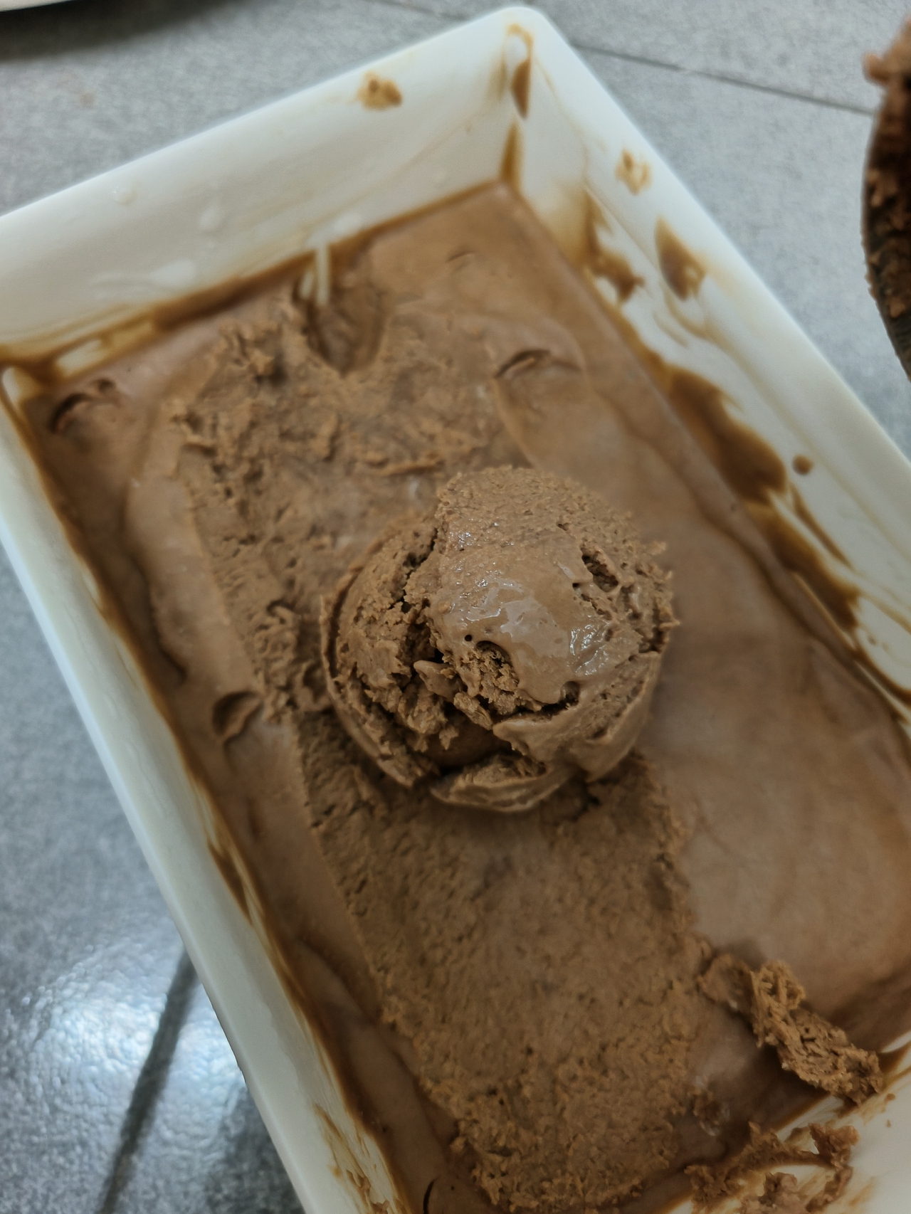 巧克力冰淇淋 Schokoladeneis