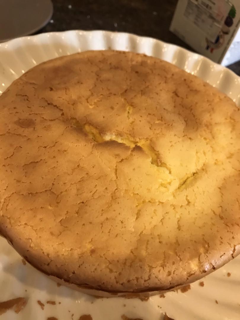 新手必成8寸生日蛋糕（详细多图干货经验分享，解决戚风蛋糕塌陷，奶油饰面涂不好，烤箱温度不好掌握等各种问题）