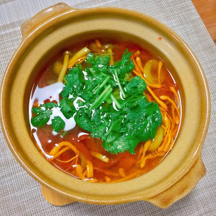 虫草花番茄汤的做法
