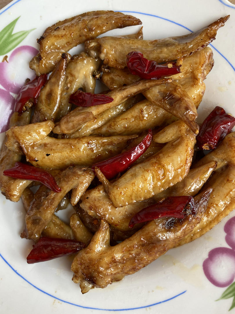 甜酒橙橙做的香辣鸡尖