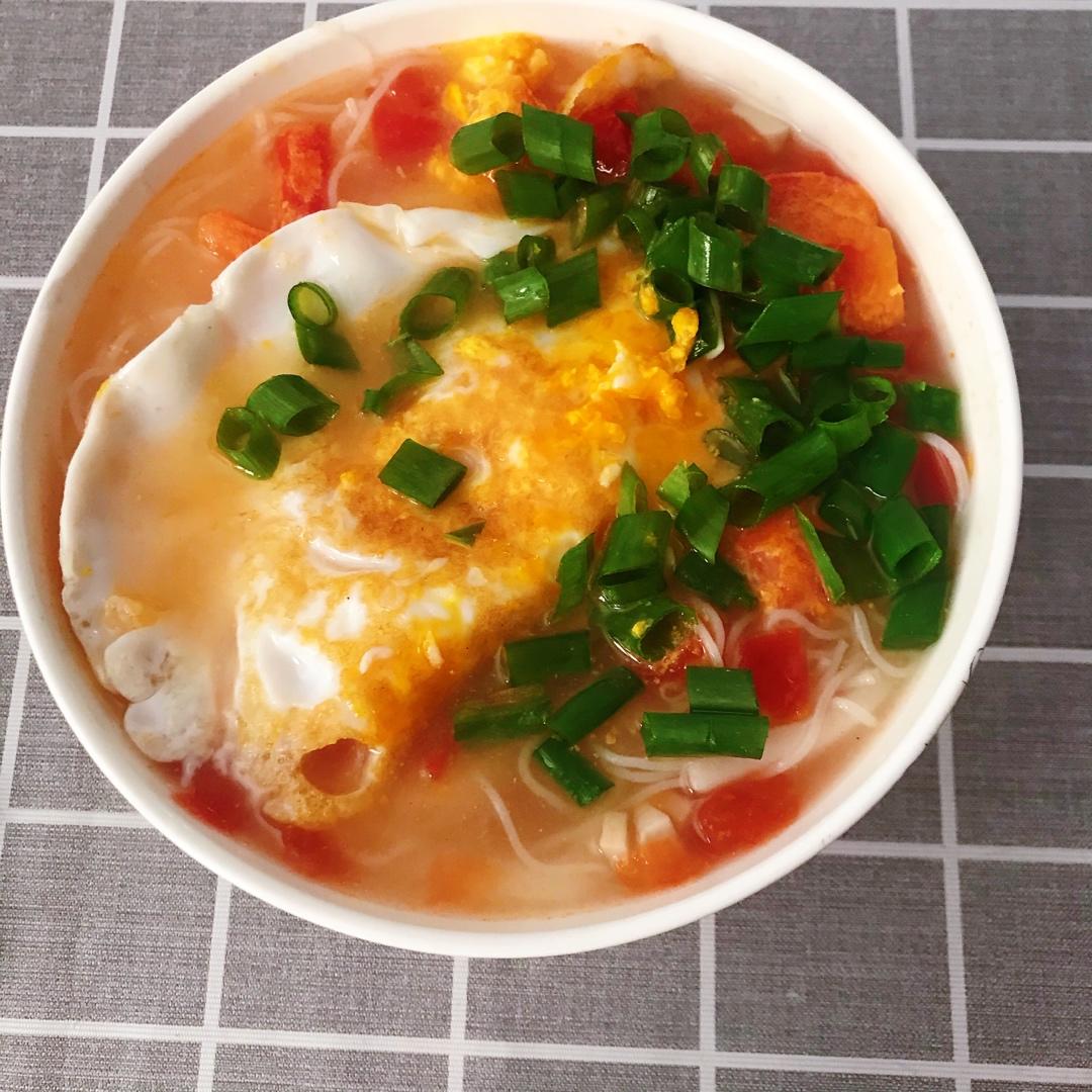 番茄荷包蛋榨面