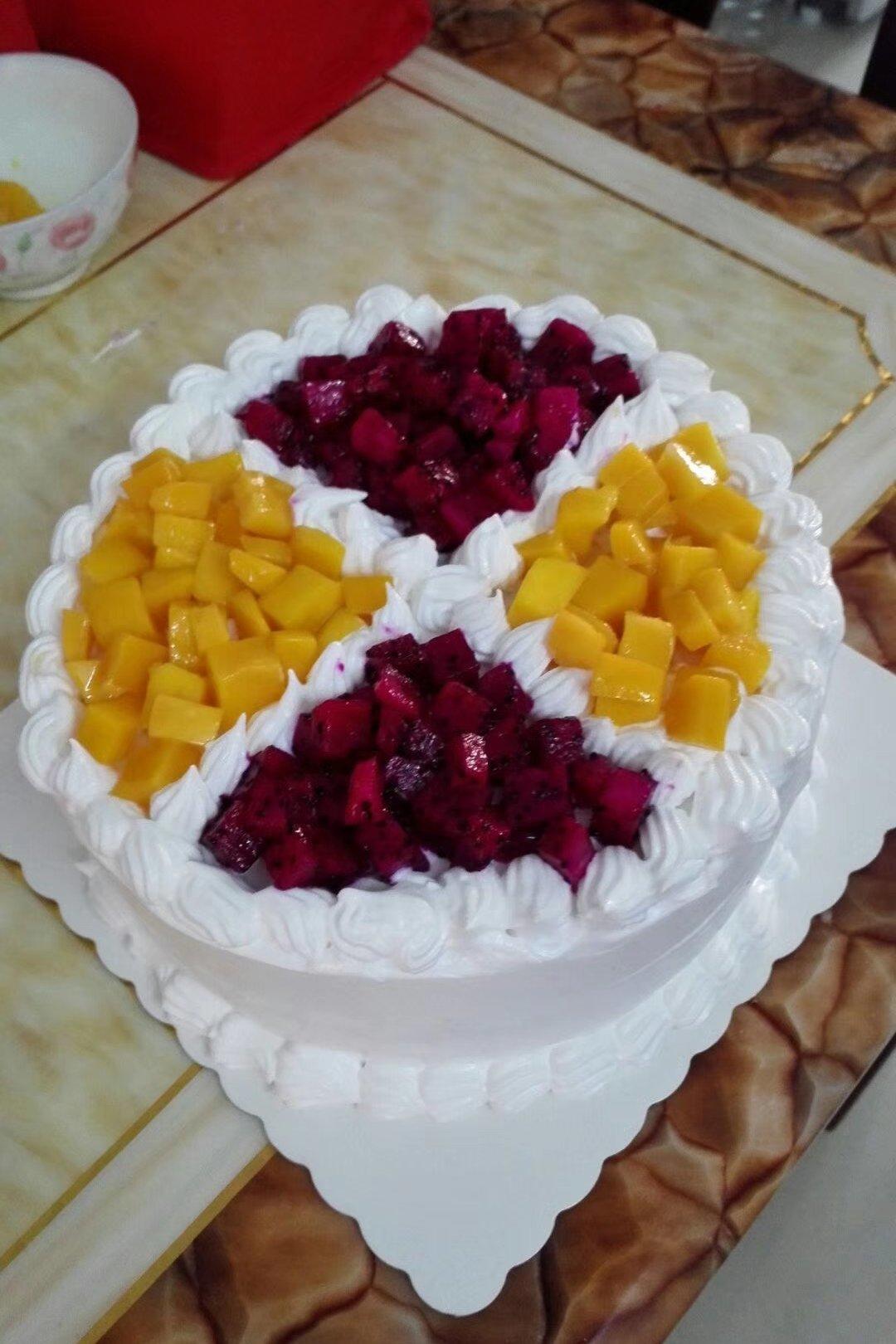 手机用户1250_ylo3做的8寸水果生日蛋糕