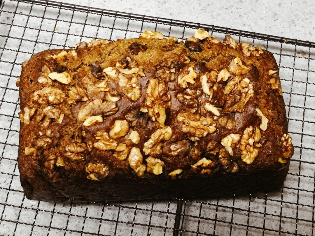 香蕉核桃磅蛋糕 Banana & Walnut Pound Cake