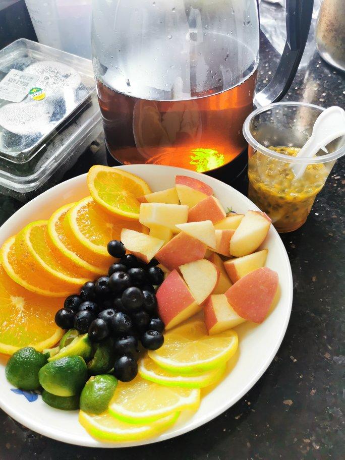 夏日缤纷水果茶