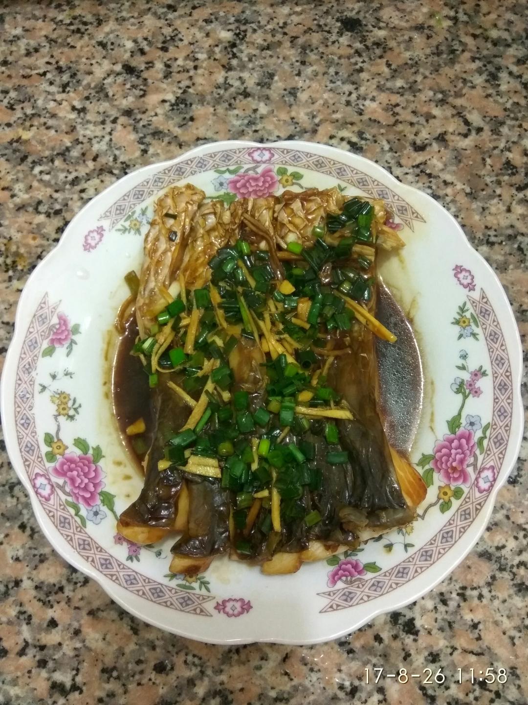 姜葱蒸鱼