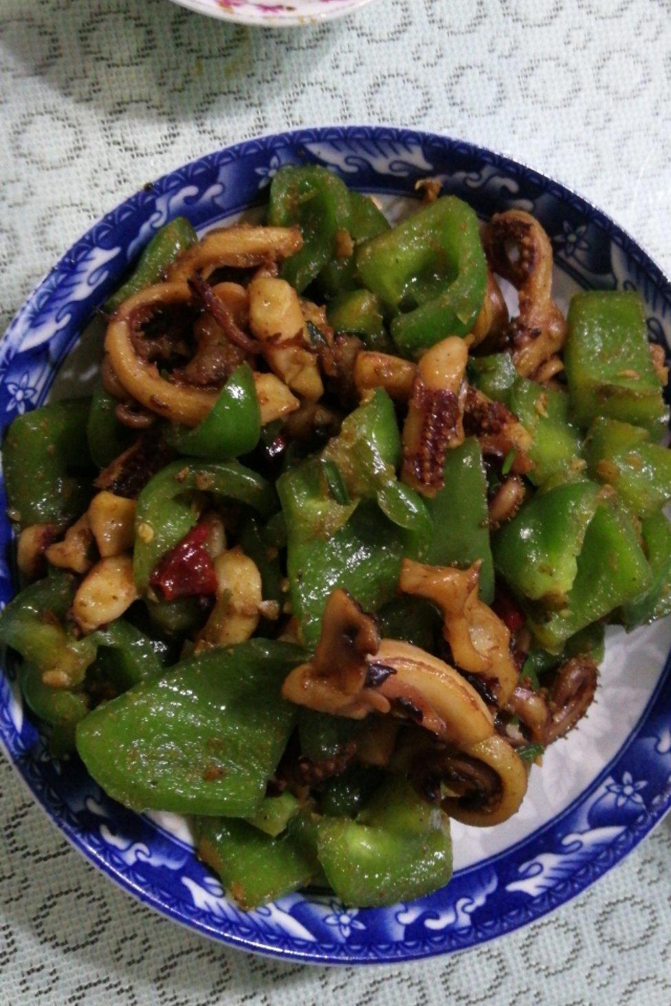 爆炒鱿鱼