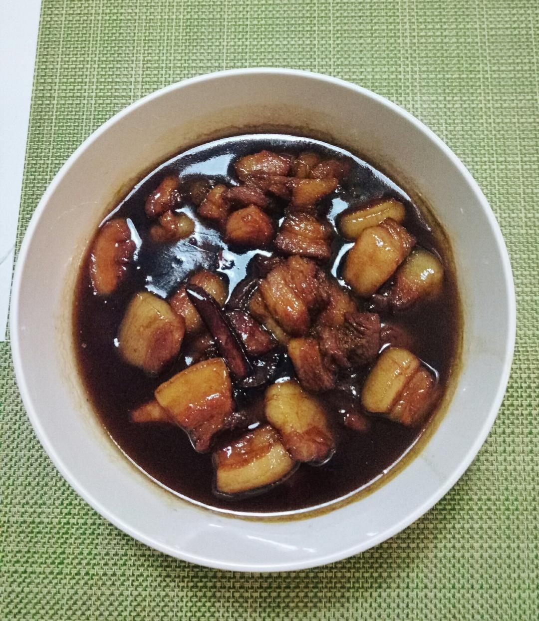 正宗本帮红烧肉