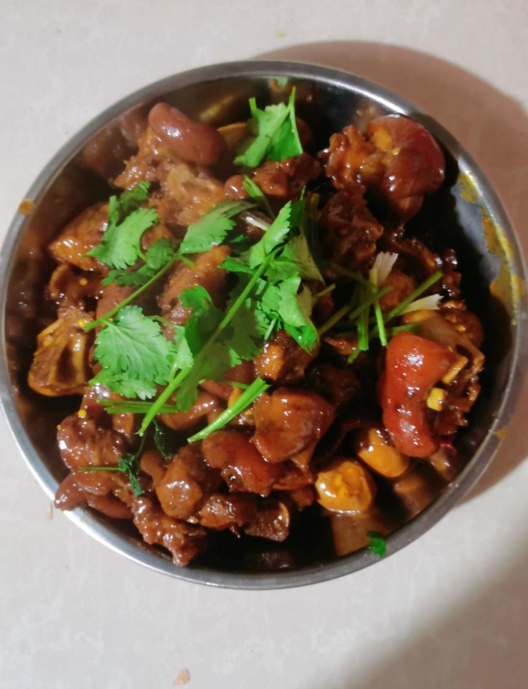 红烧猪蹄，酱香味，超级过嘴瘾的卤猪蹄