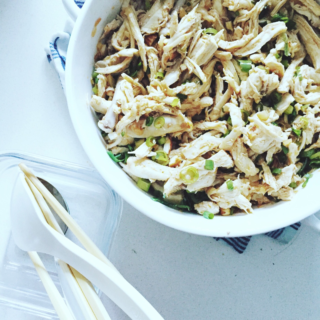 家常香嫩手撕鸡