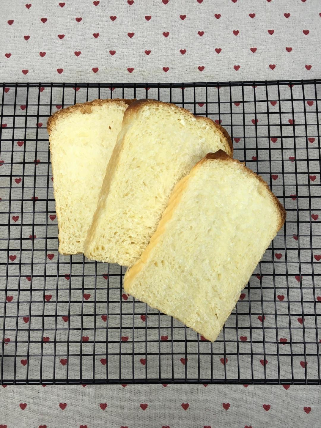 自制酸奶油吐司（消耗淡奶油）