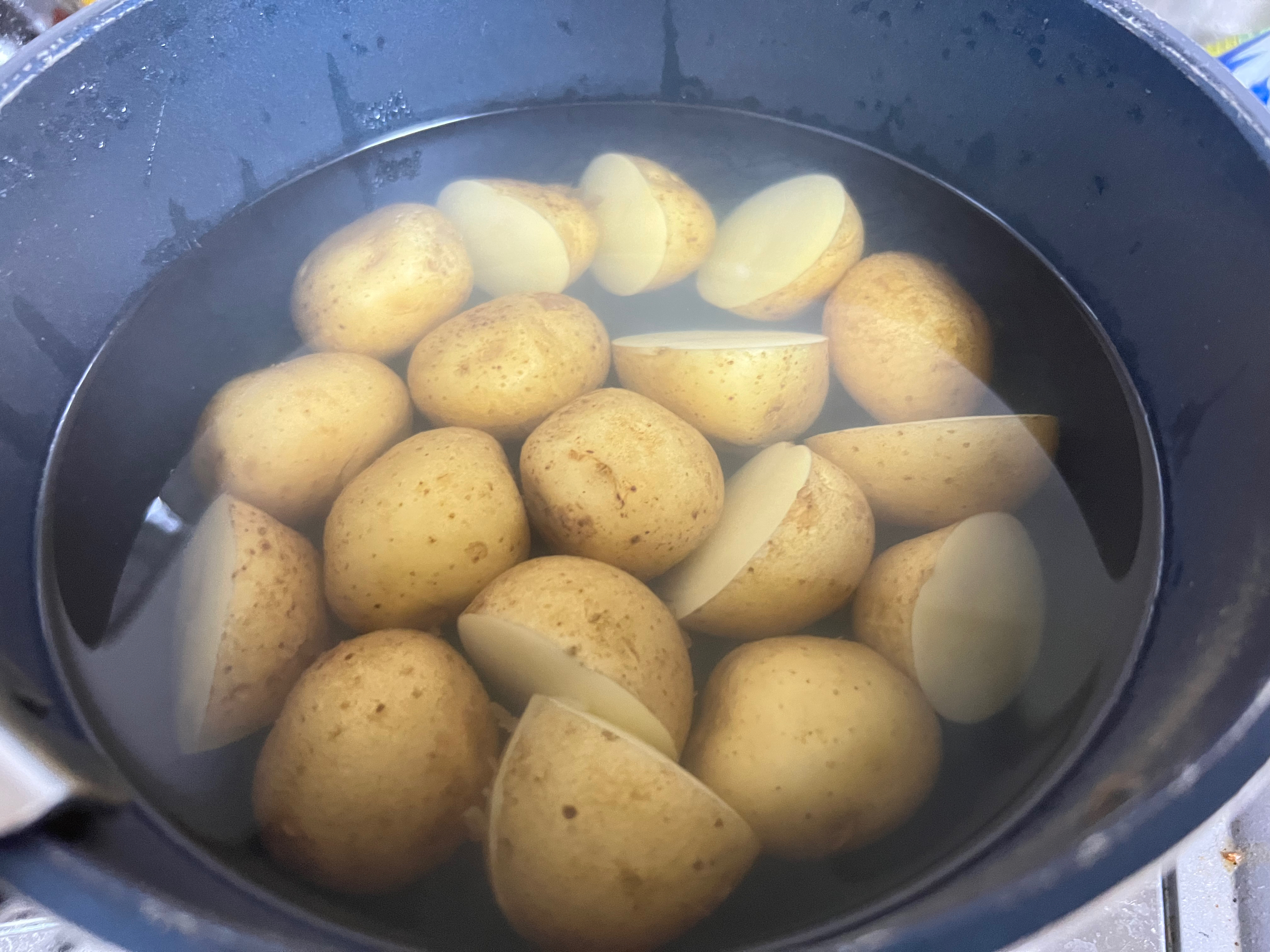 空气炸锅-干煎小土豆的做法 步骤3