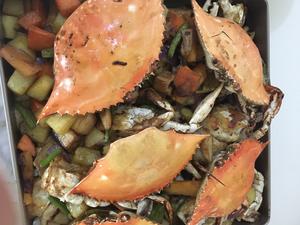 干锅梭子蟹的做法 步骤4