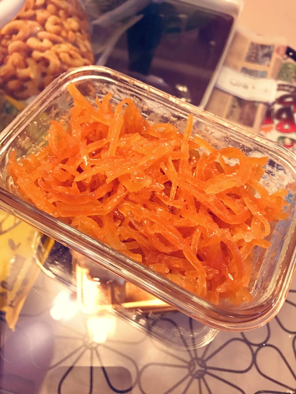 糖渍西柚皮－－橙皮，柚子，桔子一类都可以噢