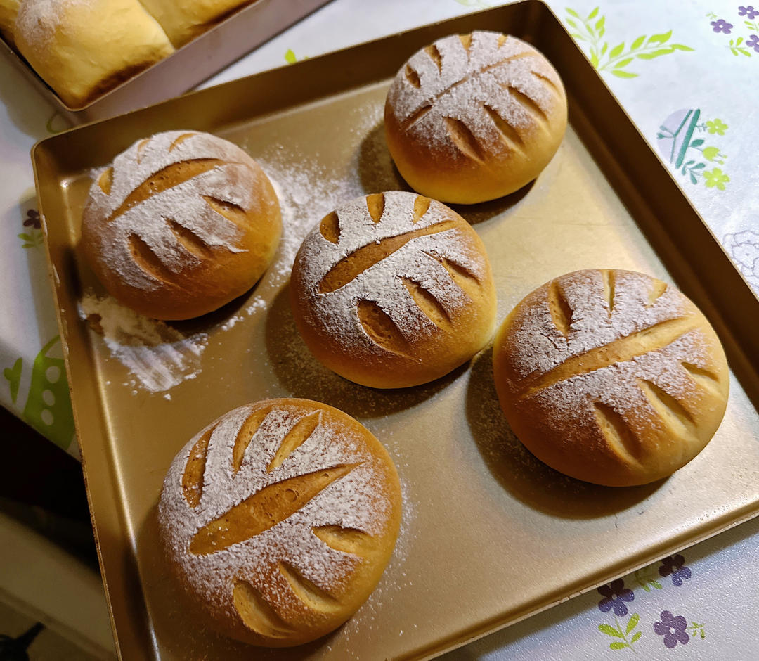 如云朵般☁️ 软白淡奶油餐包｜消耗淡奶油