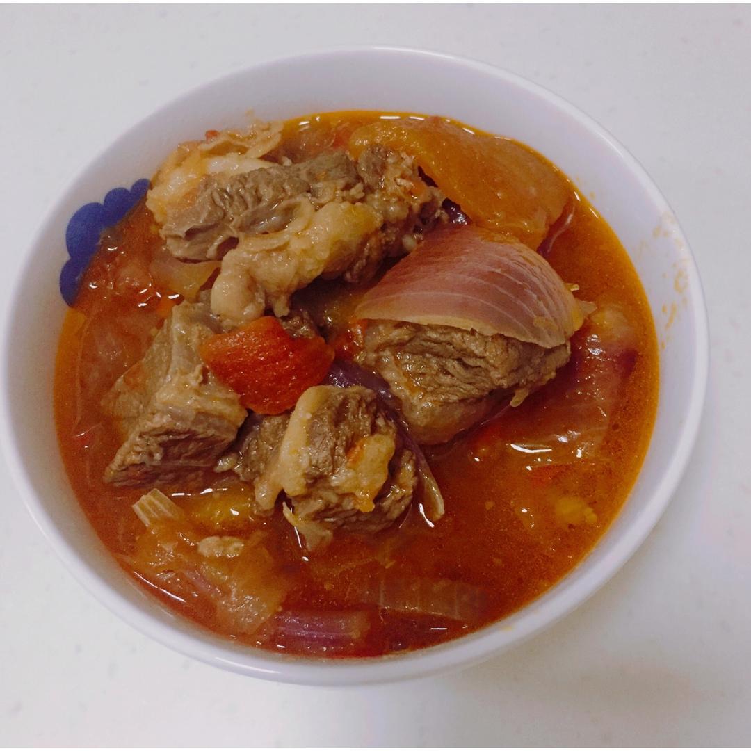 番茄牛腩(这样做牛肉不会老哦）