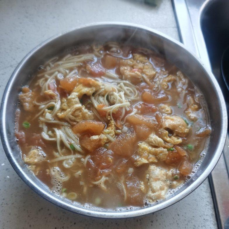 恨不得抱着锅舔的番茄鸡蛋面