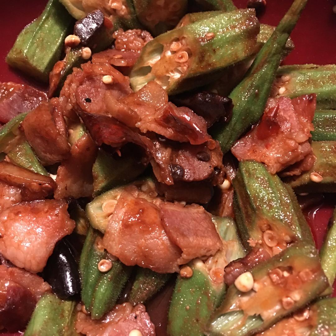 超级下饭的秋葵小炒肉