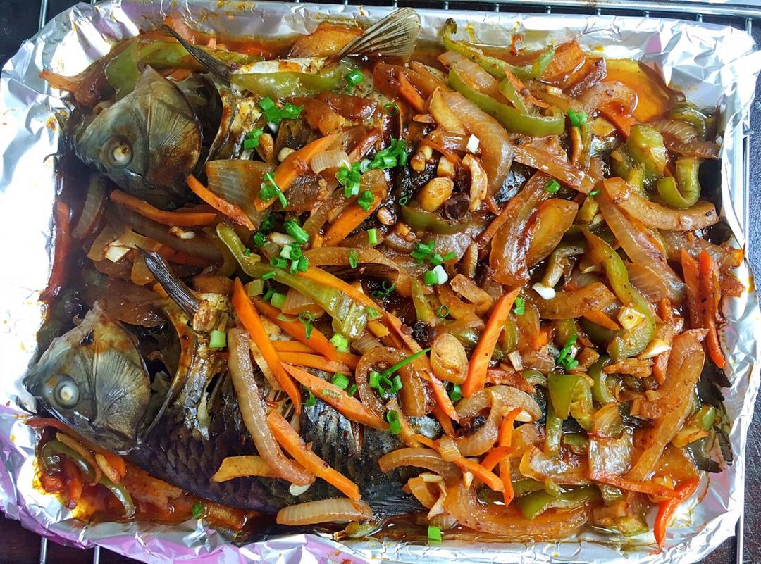 烤鲫鱼