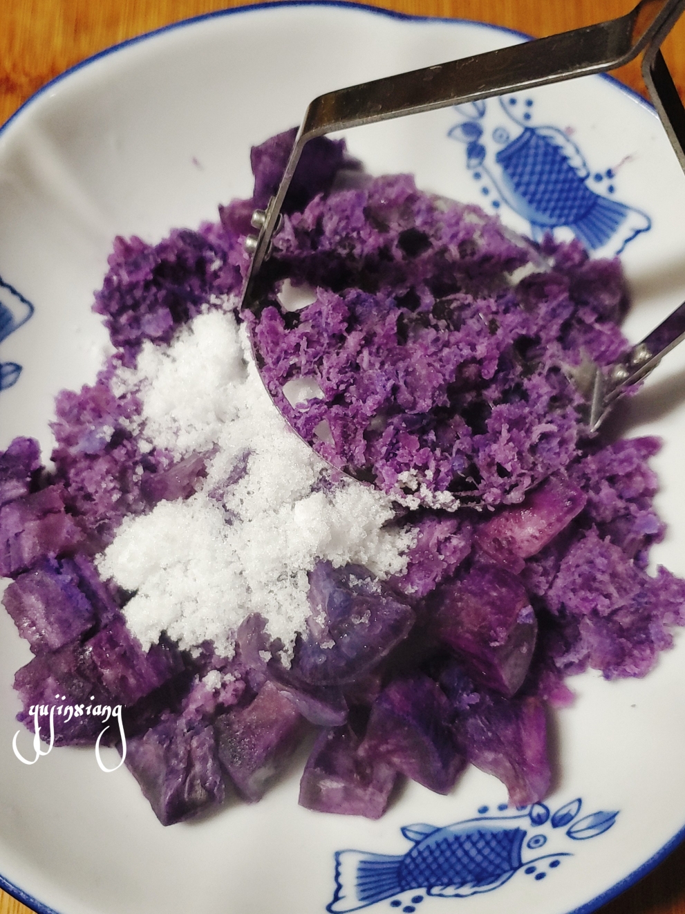 无油低糖的紫薯糍粑（减肥瘦身.增强免疫力.防癌抗癌）的做法 步骤8