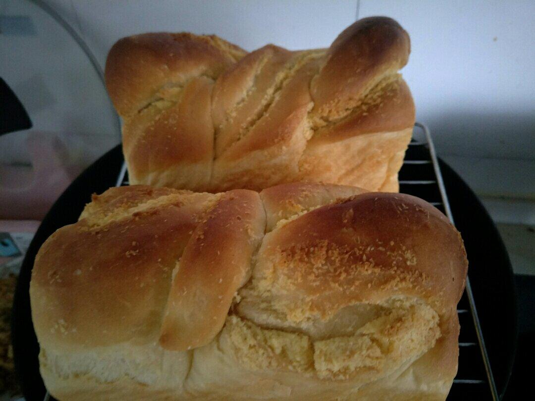 椰蓉吐司面包 Coconut Loaf