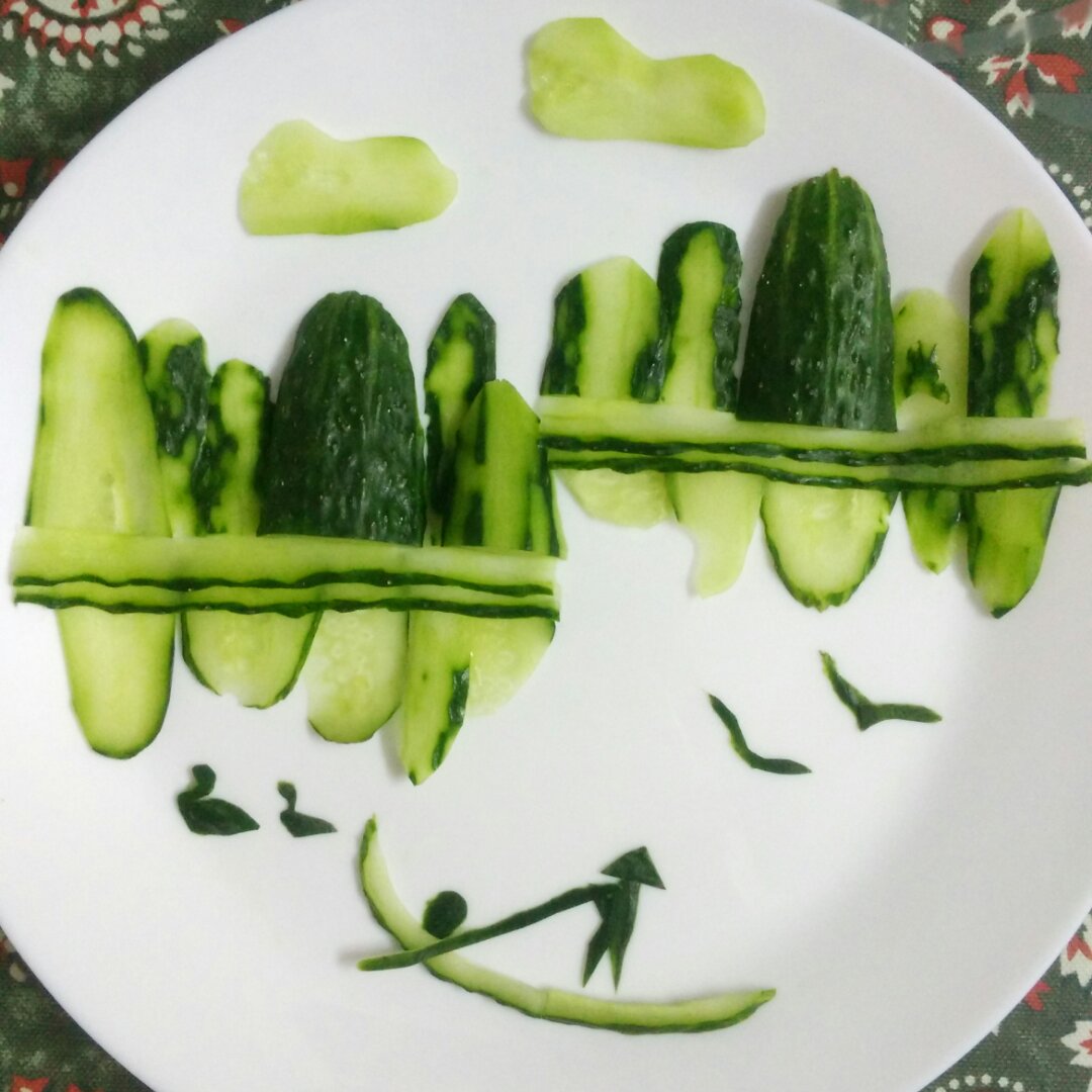 掌柜爱面点做的黄瓜山水拼盘