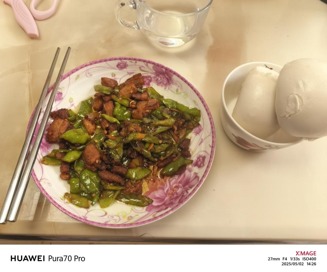 😍超好吃！还原费大厨辣椒炒肉！