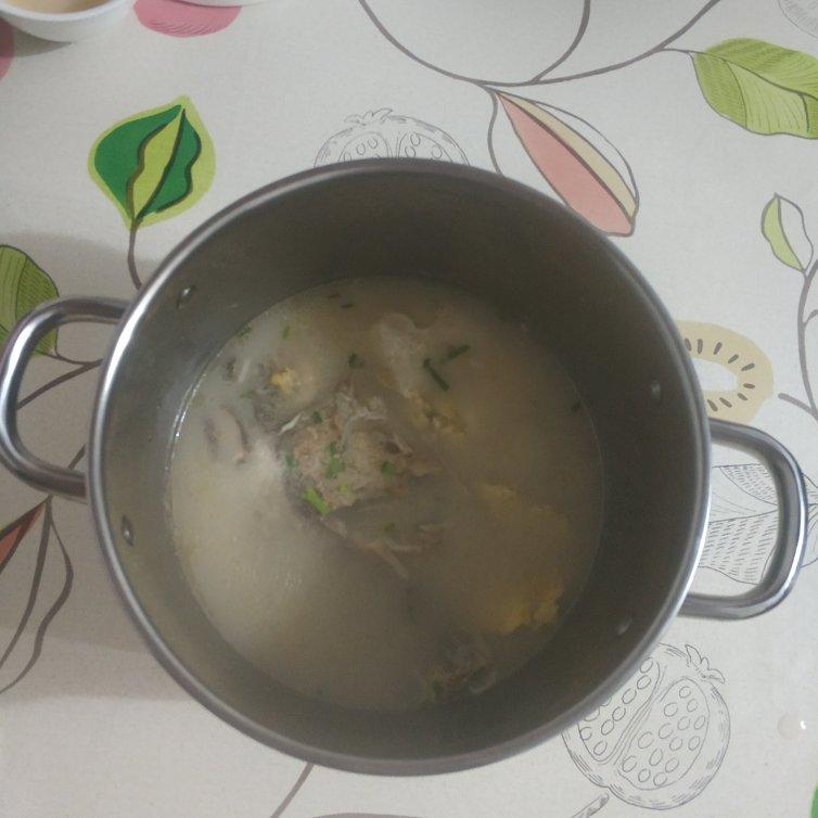 奶白鲫鱼汤，很多人第一步就错了