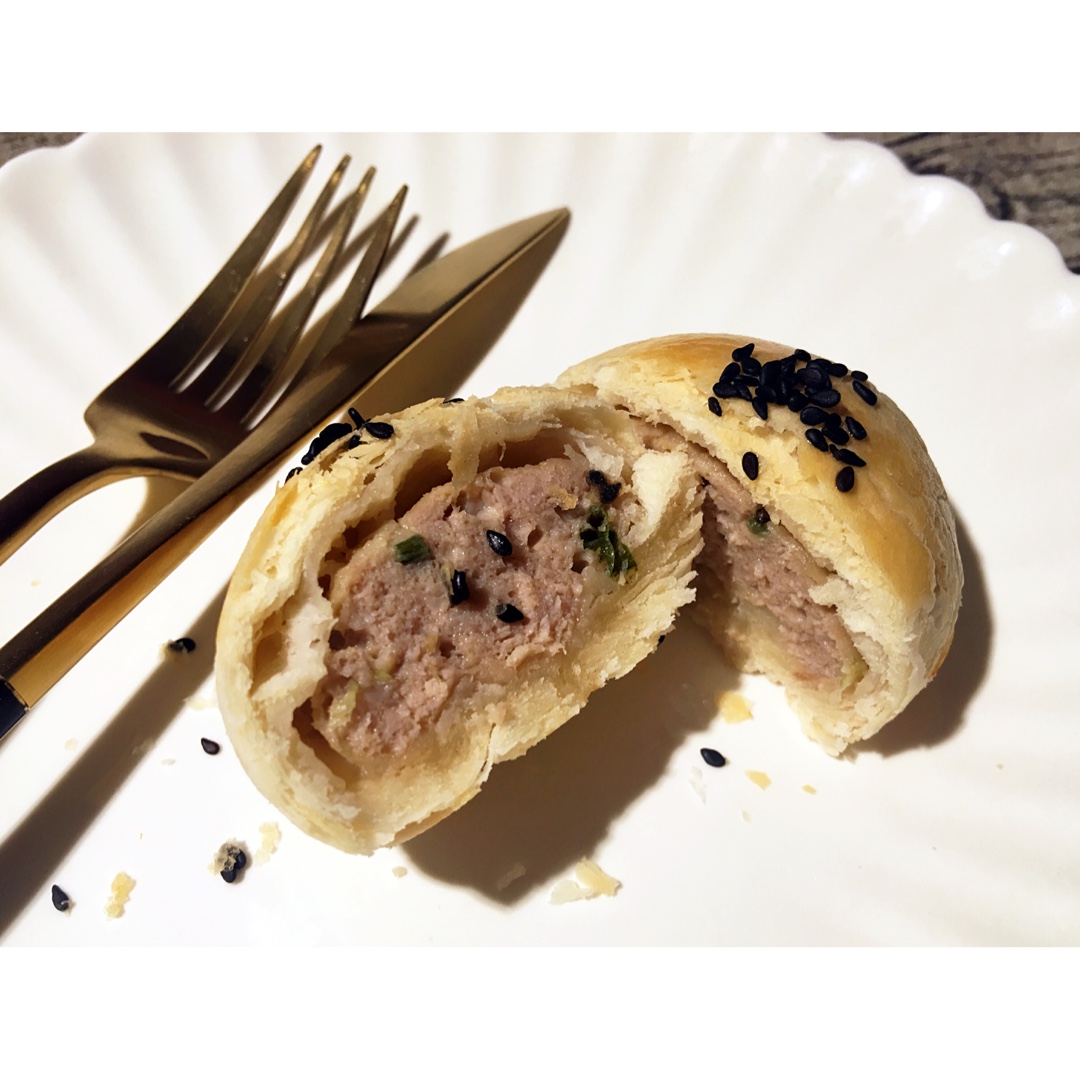 泳式鲜肉榨菜月饼