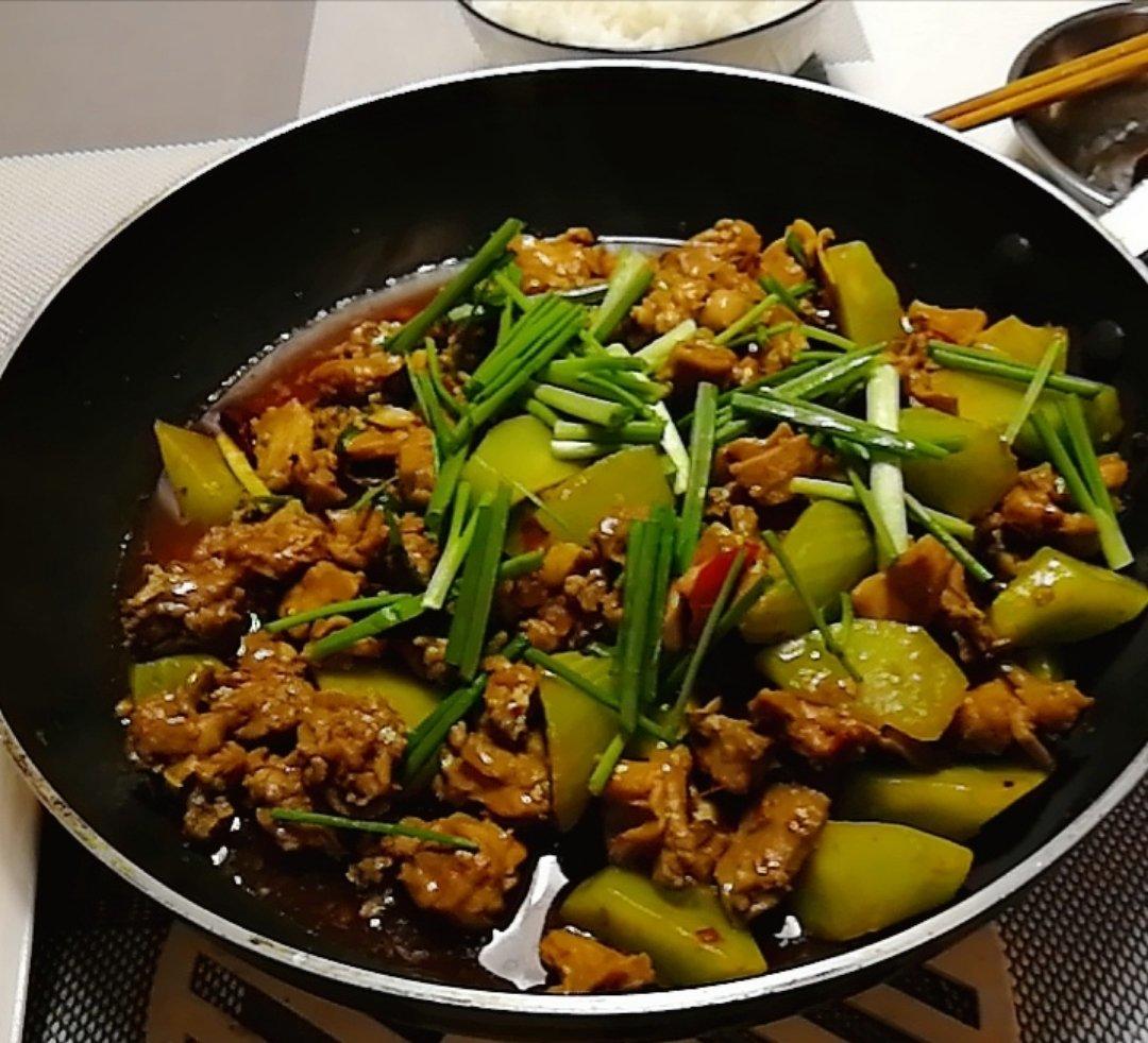 香辣火锅兔