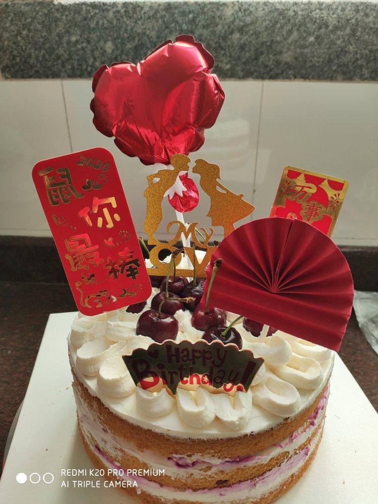 樱桃蛋糕
