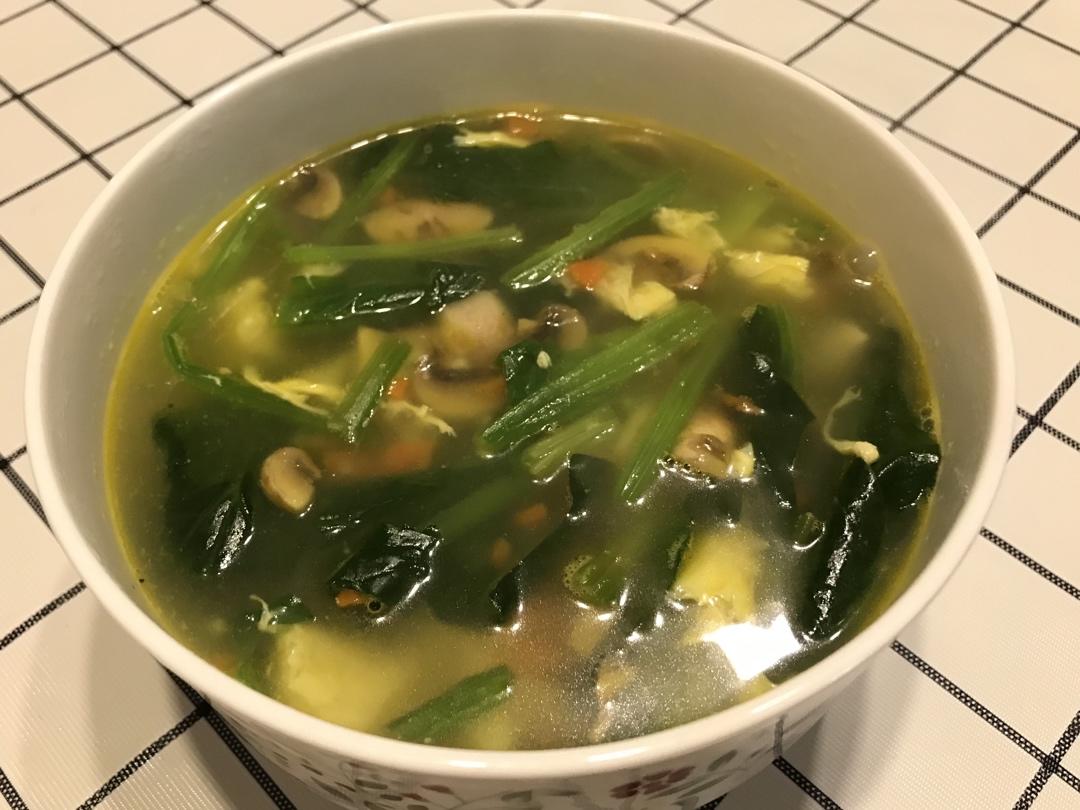 家常版芙蓉鲜蔬汤（菠菜）