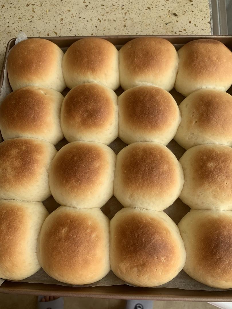 超级柔软拉丝的蜂蜜小餐包