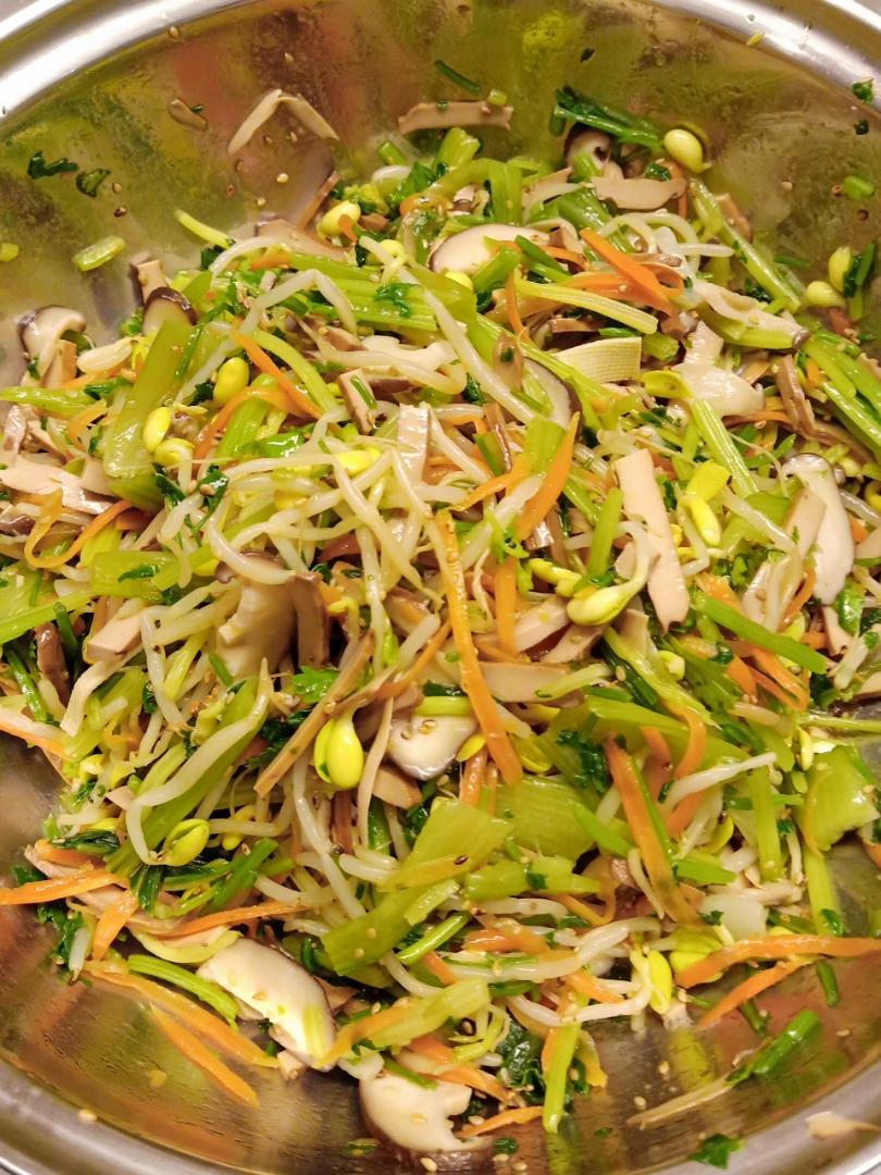 as小宝宝as做的【素】十样菜--老南京什锦菜-南京人过年的餐桌必备