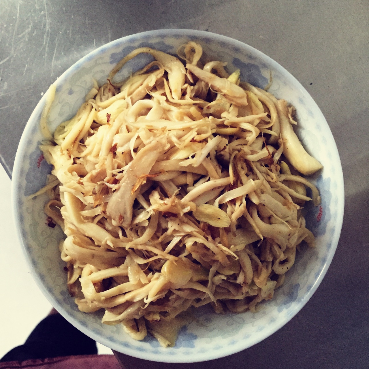 干煸手撕杏鲍菇