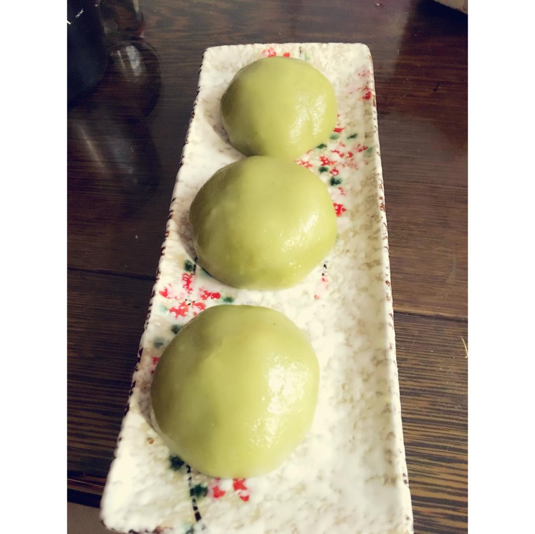 网红青团～～咸蛋黄肉松青团