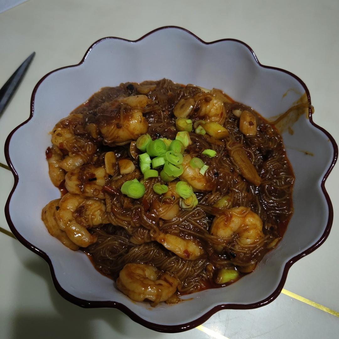 粉丝虾仁煲