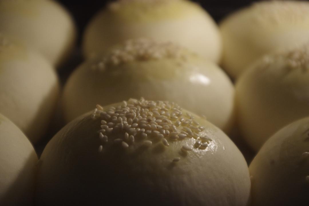 绵软清甜的豆沙小餐包