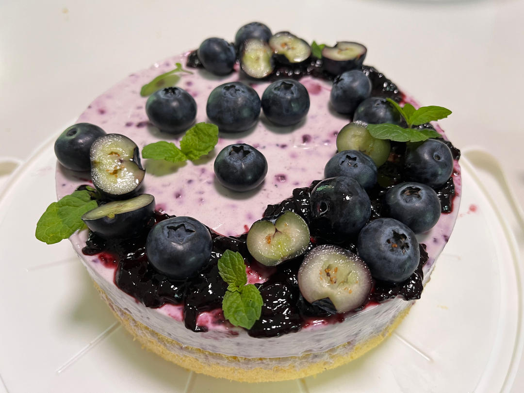 渐变蓝莓慕斯蛋糕🎂