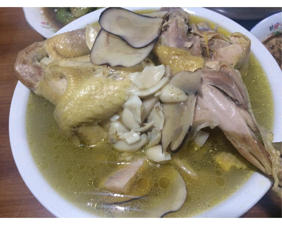 海底椰百合花胶响螺鸡汤的做法步骤图 腻腻baby 下厨房