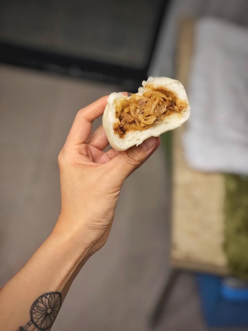无油爆汁的金针菇牛肉馅包子