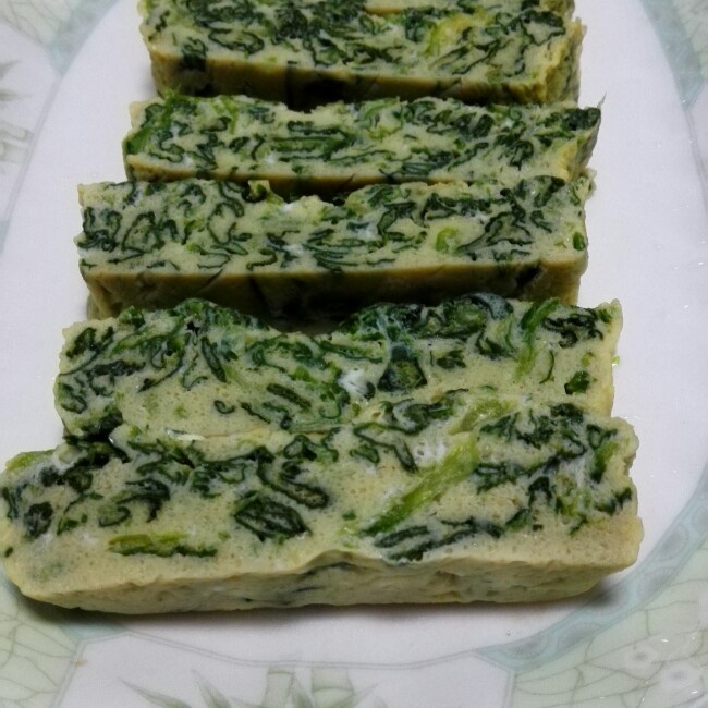 蘸汁菠菜鸡蛋糕——春季养生多吃菠菜