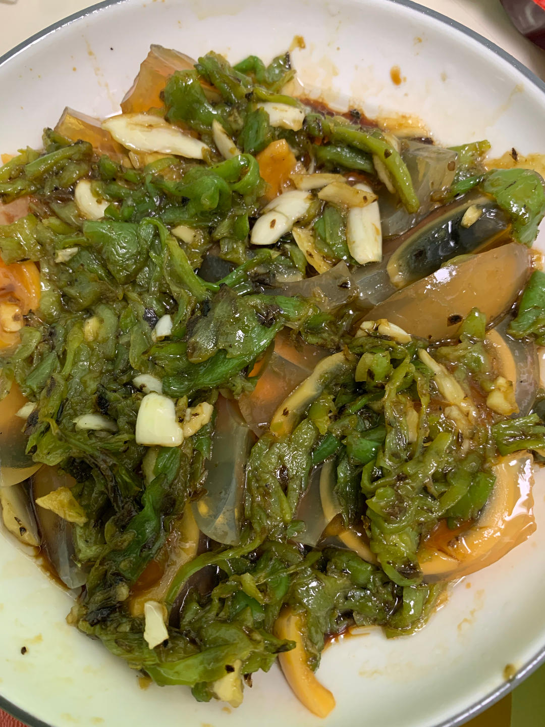 不用擂的烧椒皮蛋