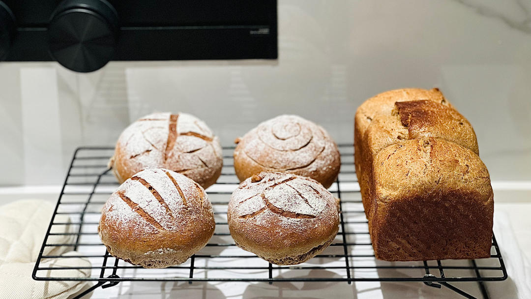 【健康烘培】超低卡黑全麦吐司