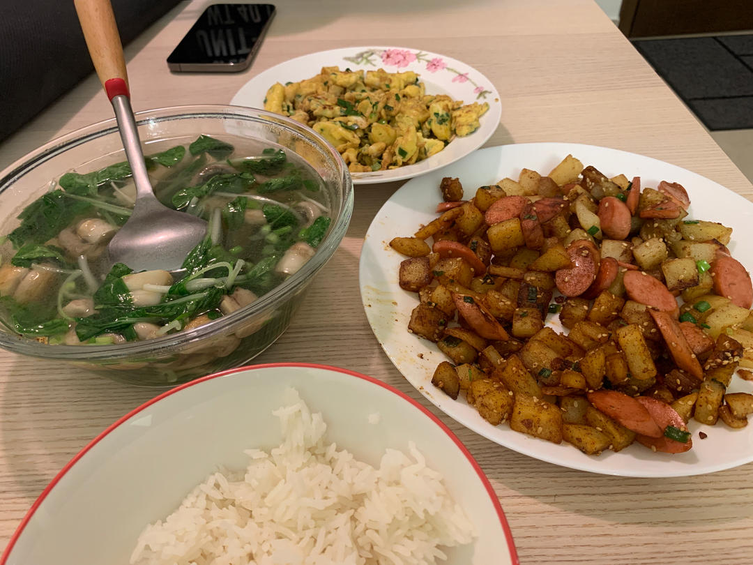 鲜掉眉毛口蘑汤