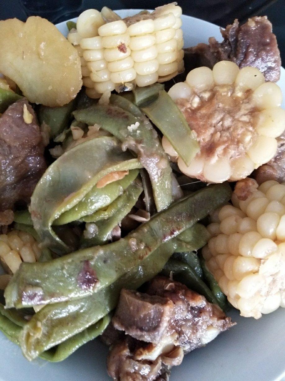 东北排骨炖豆角