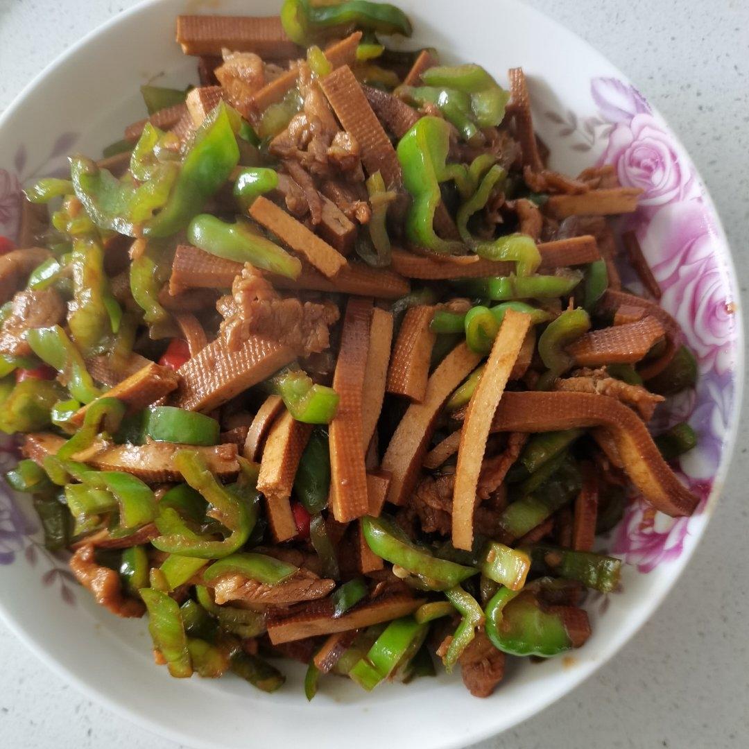 青椒肉丝炒香干