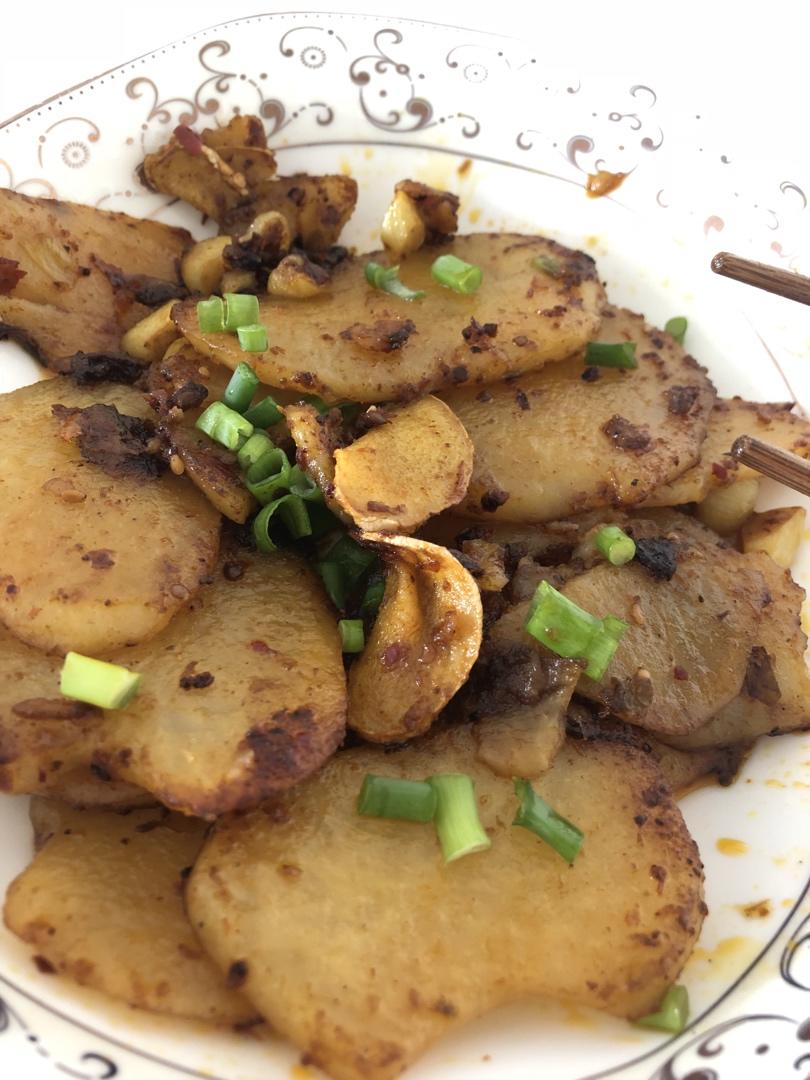 干锅土豆片